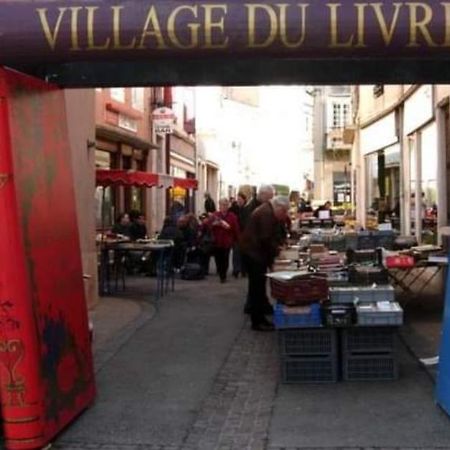 Cuisery Superbe Appartement De 40M2 Avec Parking Gratuit Sur Place מראה חיצוני תמונה